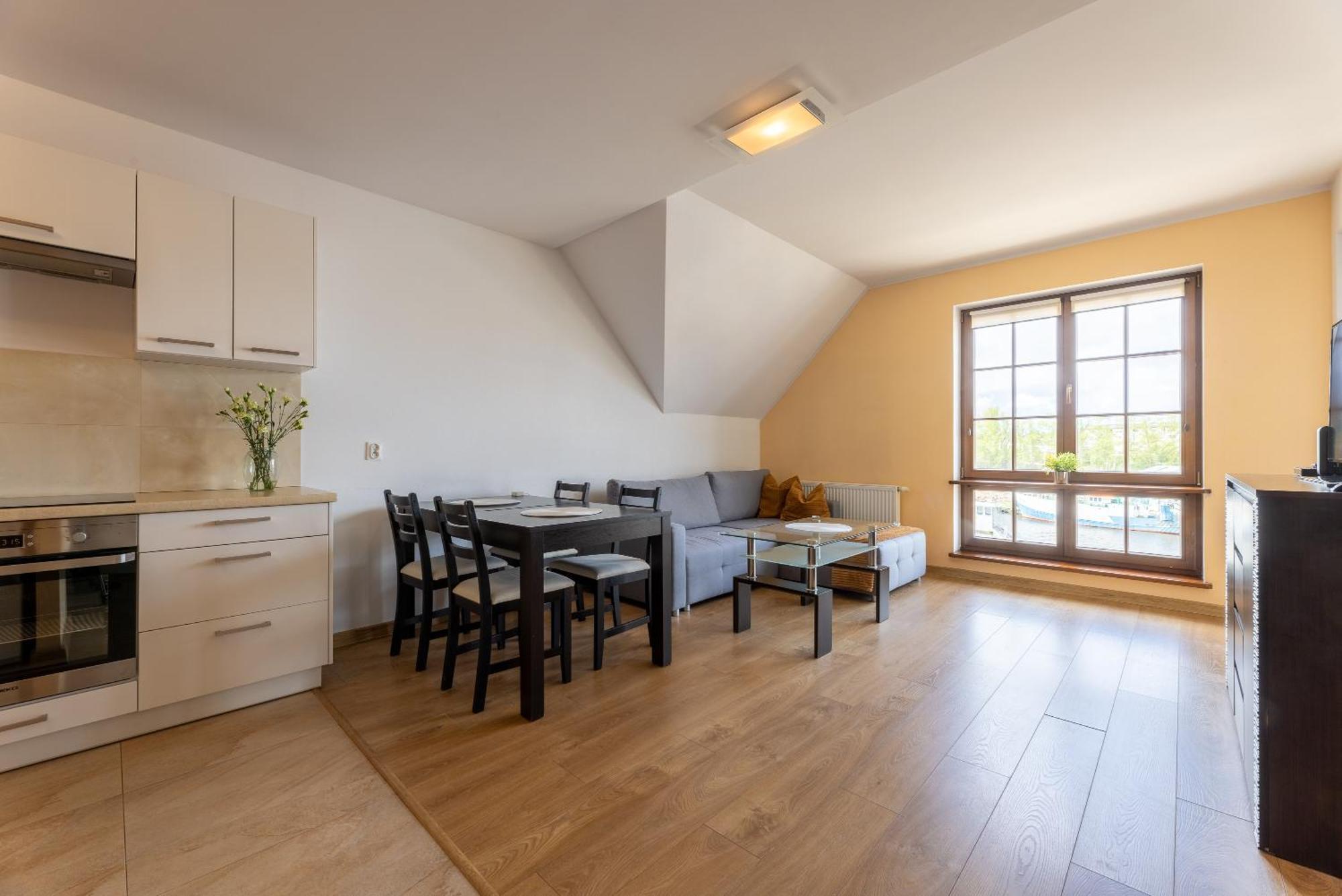 Apartamenty Baltyckie - Bulwar Portowy - Widok Na Port, Centrum, Najlepsza Lokalizacja W Ustce Ustka Exterior foto