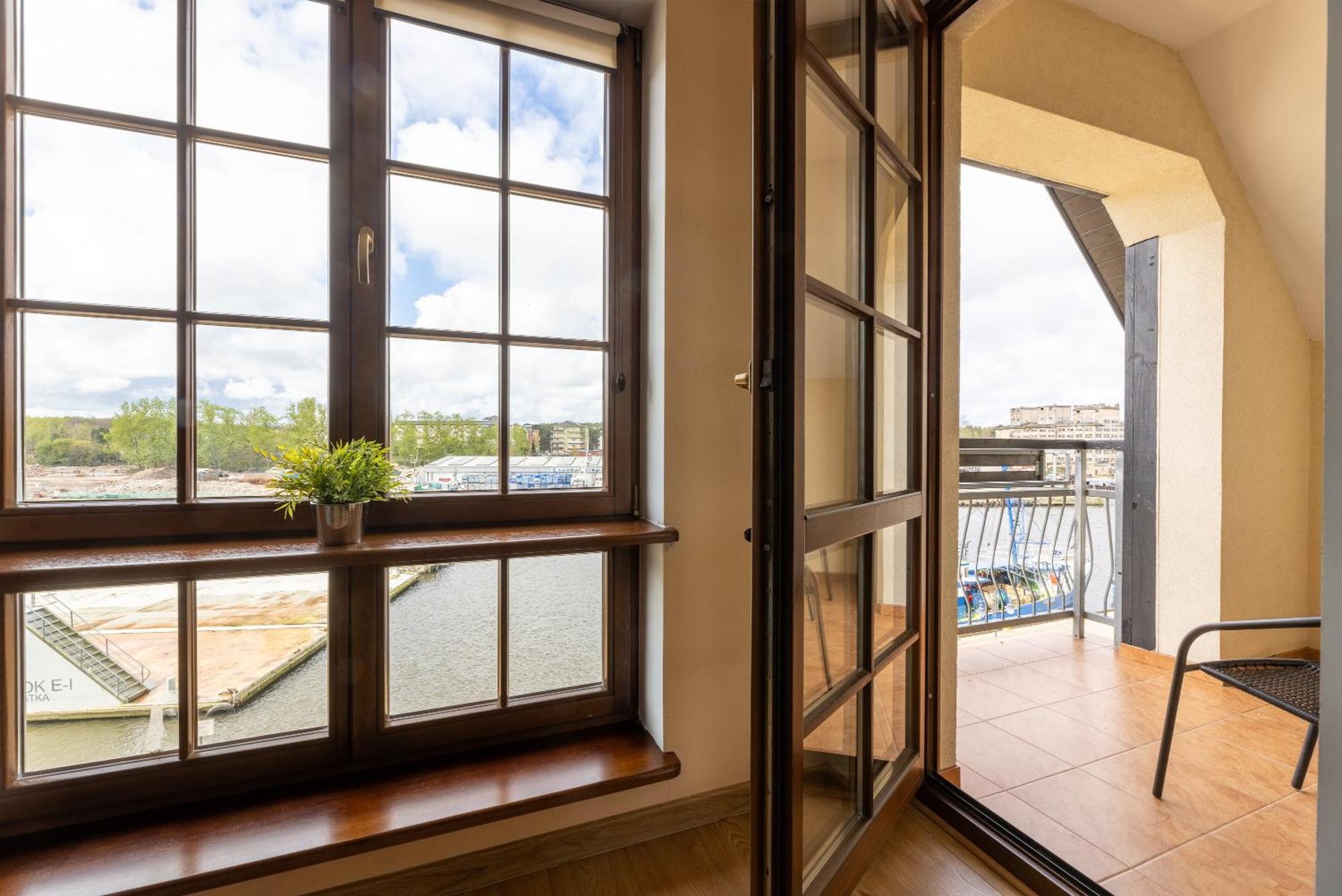 Apartamenty Baltyckie - Bulwar Portowy - Widok Na Port, Centrum, Najlepsza Lokalizacja W Ustce Ustka Exterior foto
